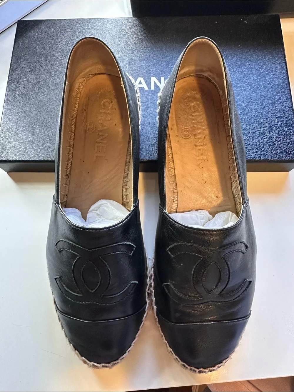 CHANEL Black Leather Espadrille Flats with Interlocked CC